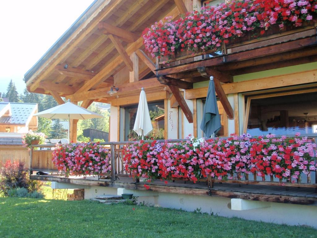 Lou Stalet Au Pays Du Mont Blanc "Charmance" Panzió Cordon Kültér fotó